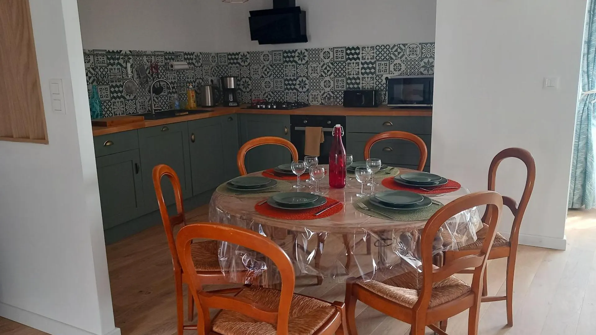 Holiday home Gite La Tourterelle En Auvergne Champs